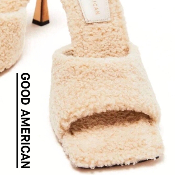 Good American - Standout Sherpa Mule Heels - Cream - Size 9 - Picture 3 of 7